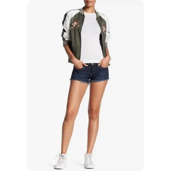 Blank NYC Little Queenie Denim Frayed Cut Off Shorts, Size 26 - Picture 2 of 14